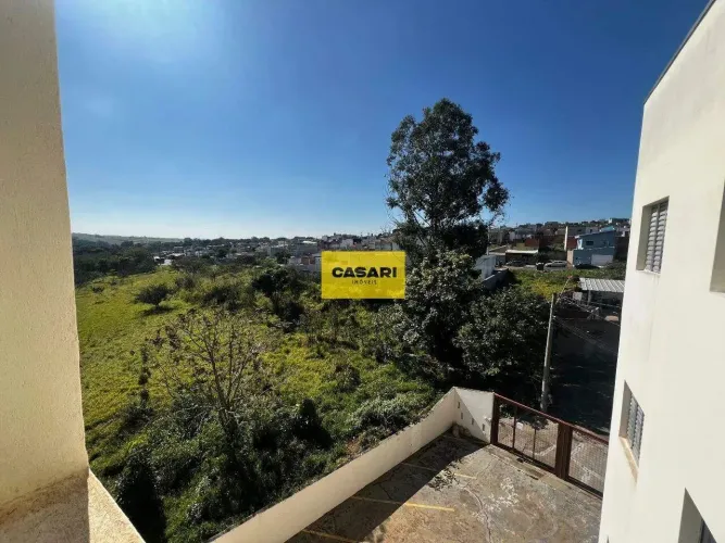 Apartamento à Venda no Residencial Agua Branca em Boituva S/P.