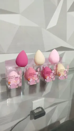 Esponja de Maquiagem Gota na Caixinha