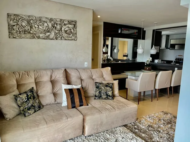 Cobertura moderna e aconchegante no Condominio Bravo,centro de Campo Grande, Rj.