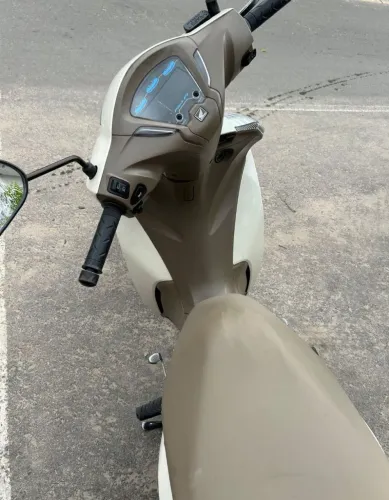 Moto biz 125 muito conservada