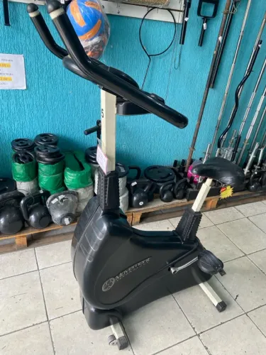 Bicicleta Ergométrica Movement usada 