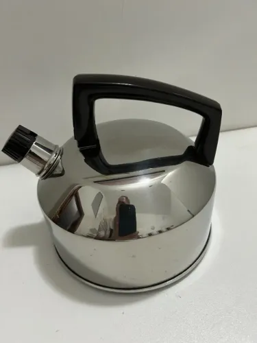 Chaleira inox - usada