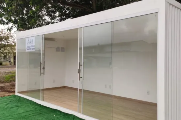 Box de Vidro para Loja - Novo