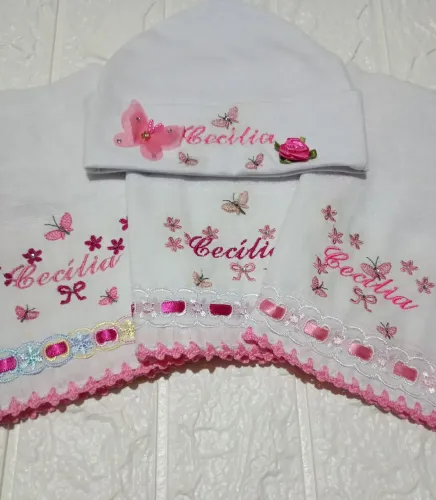 Bordados eletrônicos para enxoval de bebês e uniformes