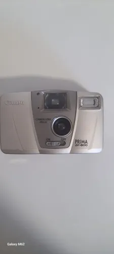 Máquina fotográfica Canon Lens 28mm