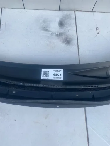 Grade churrasqueira Nissan March/Versa 2016/20      ETQ6508