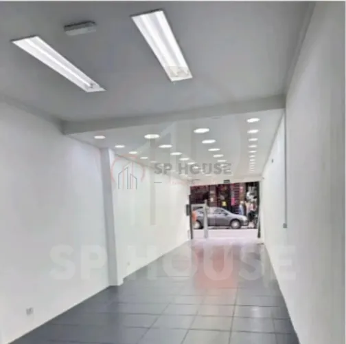 Loja comercial com 70 m², área de estoque, 1 sala, 1 banheiro , copa, AVCB, Detectores de 
