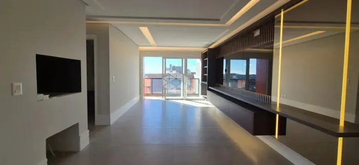 Apartamento mobiliado com 03 dormitórios, uma suíte no Bairro Planalto em Farroupilha