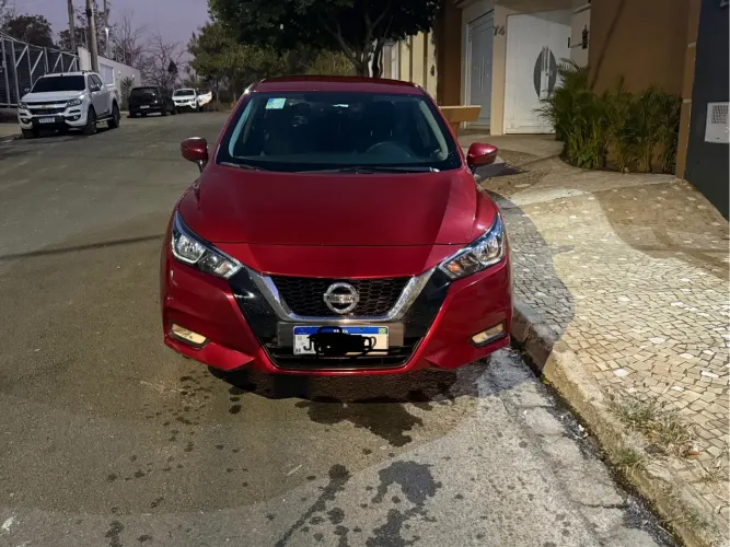 Nissan Versa 1.6 automático