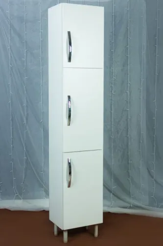 Paneleiro armário disponível