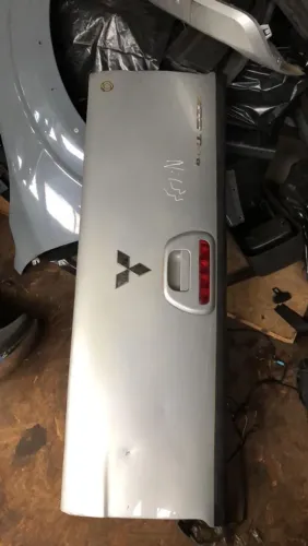 Tampa Traseira Mitsubishi L200 Triton
