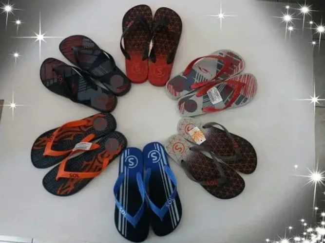 Vendo Lote de Chinelos Novos, Masculinos, Femininos e infantis