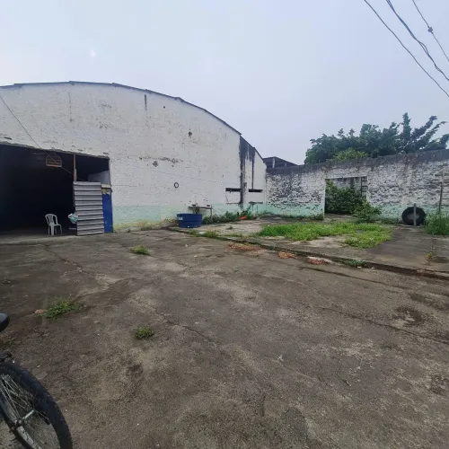 Realiza Imóveis - VENDO / ALUGA EXCELENTE GALPÃO COMERCIAL COM 1600M2 NO CENTRO DE CABUÇU.