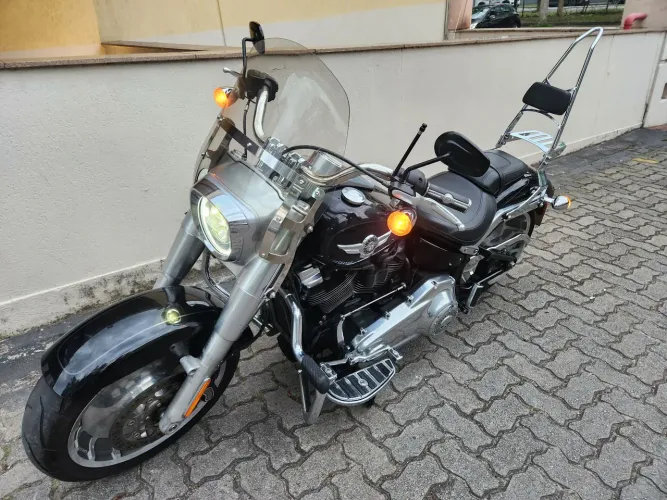 Harley fat boy 114 muito novinha 