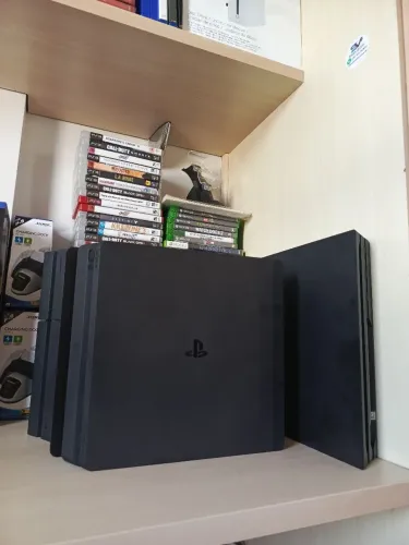 PS4 slim firmware 10.50 semi novo 