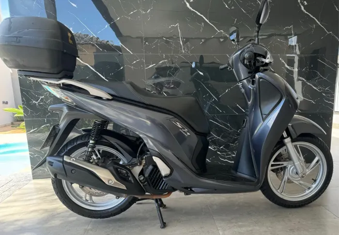Honda SH 150i 2020, super nova