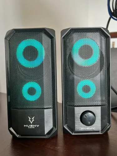 Par de caixas de som Husky Rainbow Storm USB RGB