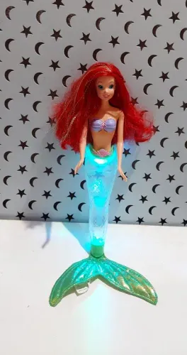 Boneca Barbie (Princesa Ariel)