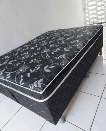 Produto novo Cama box Casal - Espuma 10cm Celada 