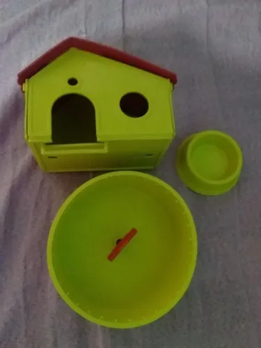 Veende-se kite com casinha, rodinha de exercício e comedouro para ramister 