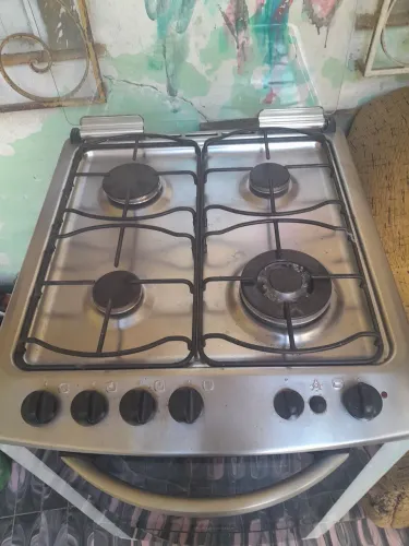 Fogão de 4 bocas