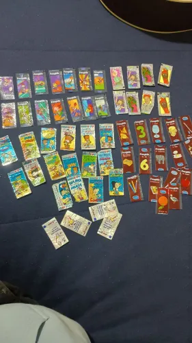 Lote de Figurinhas Freegells e buzzy Antigas