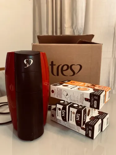 Cafeteira Expresso 3 Corações Nova
