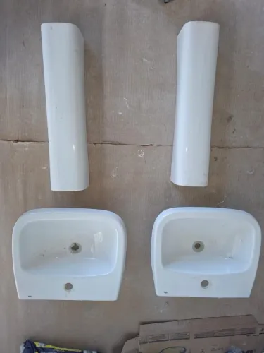 Pias de banheiro, cozinha e tanque 