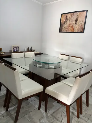 Mesa de 8 lugares giratória 