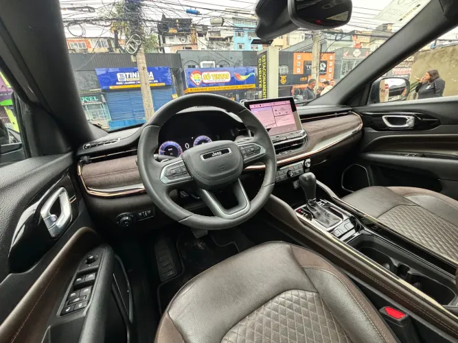 Jeep Commander Overland T270 1.3 TB Flex AUT 2023