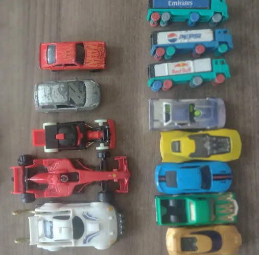 Carrinhos colecionáveis