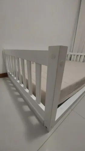 Cama montessoriana
