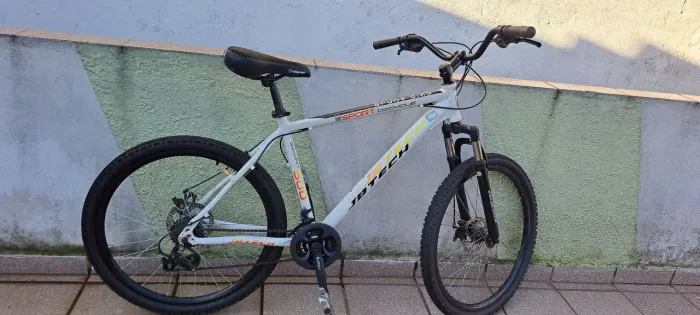 Bicicleta aro 26 Quadro de alumínio