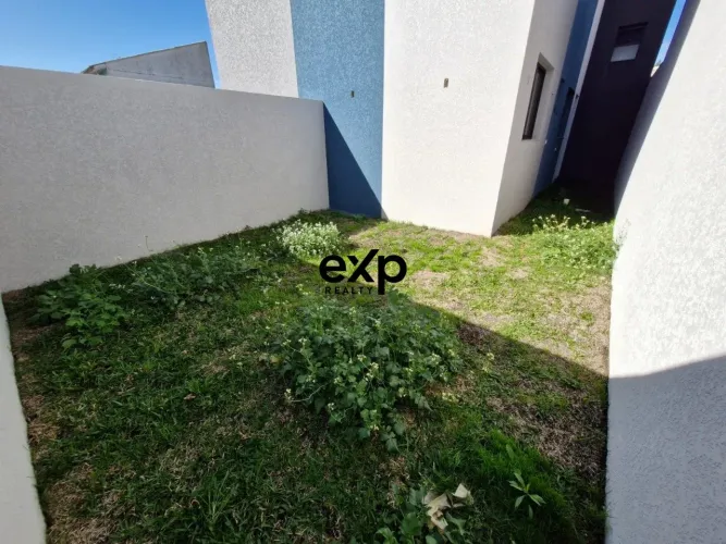 Apartamento Térreo 1 Quarto com Garden (32m²) e Vaga - Cajuru, Curitiba