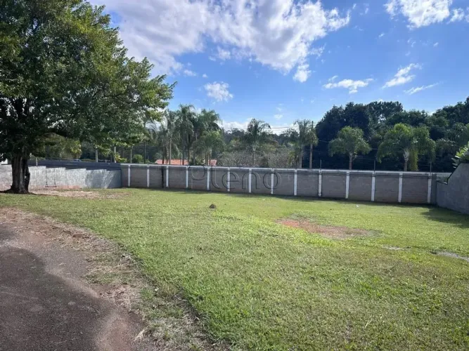 Terreno à Venda no Condomínio Querência em Valinhos, no bairro Dois Córregos.