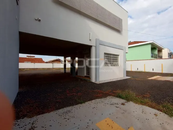 Estacionamento Comercial para Alugar em Nova Ribeirânia, em Ribeirão Preto.