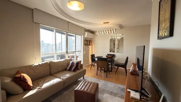 APARTAMENTO MOBILIADO À VENDA NO EDIFÍCIO MONT BLANC | ANDAR ALTO E VISTA DEFINITIVA CURI