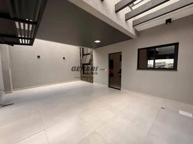 Casa com 3 quartos à venda, 104 m² por R$ 766.000 - Jardim Bom Sucesso - Indaiatuba/SP