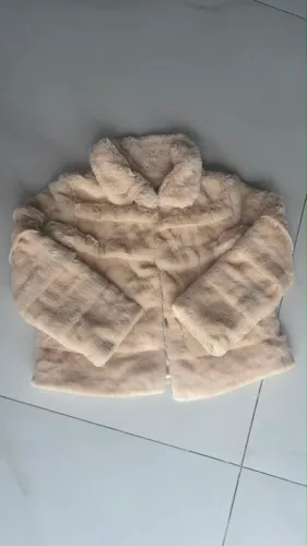 Casaquinho pelo sintético infantil