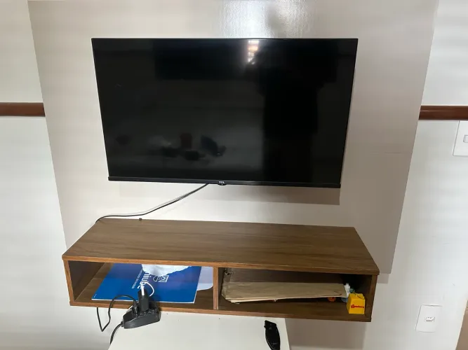 VENDO PAINEL PARA TELEVISÃO