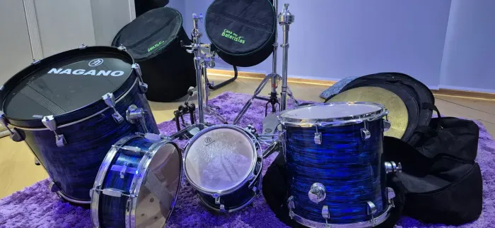 Bateria musical NAGANO azul, completa!!!