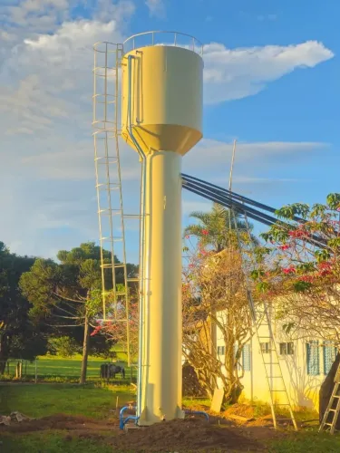 Caixa D'água tipo taça e tubular estrutura metálica