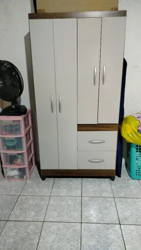Vendo este guarda roupa 