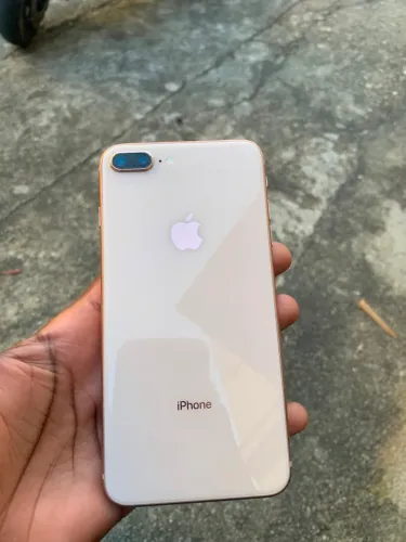 IPHONE 8 PLUS 64g
