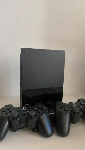 PLAYSTATION 2 PS2 + 2 CONTROLES + JOGOS