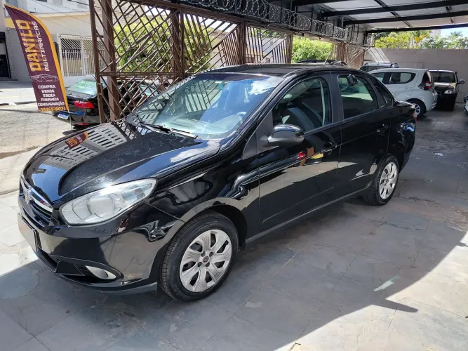 Fiat Grand Siena Attrac. 1.4 EVO F.flex 8V 2015