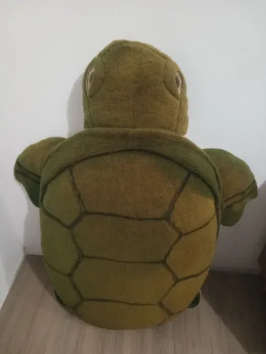 Vendo tartaruga pelúcia gigante 