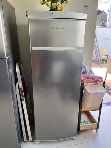 VENDO FREEZER BRASTEMP FROST FREE VERTICAL