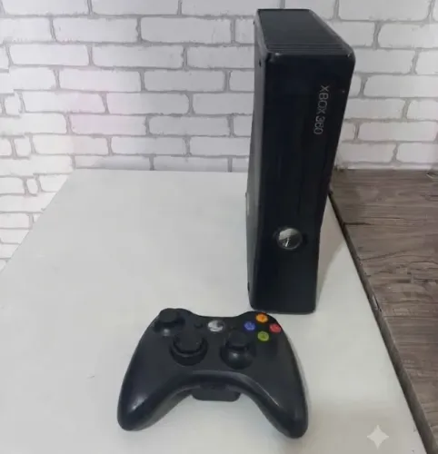 Xbox 360 + 01 Controle + Jogos
