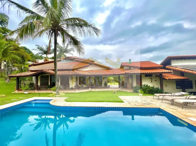 Vila Velha - Linda casa no Vila Velha para venda 2850 M² de terreno- 3 quartos, edícula co
